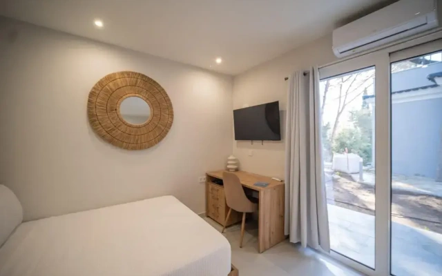 The Seven Islands Apartments
