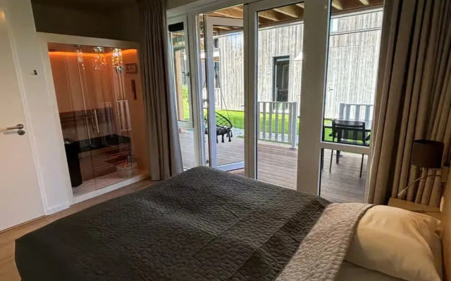 2-person Lodge With Beautiful View of the Church