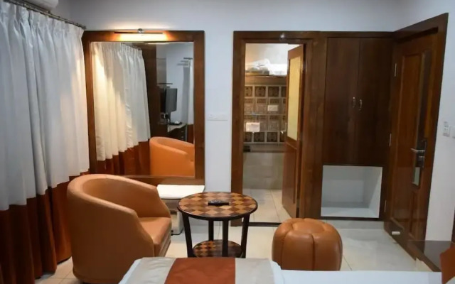 OYO 8320 Hotel Lok Sagar
