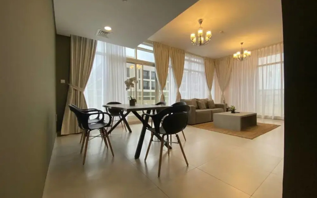 Refined Classy 3 Bedroom Apartment in Jumeirah