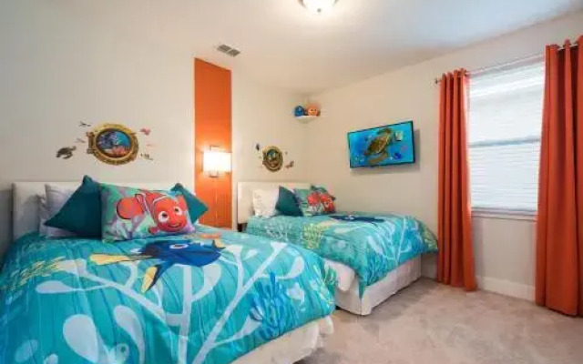 Encore Fantasy Eight-Bedroom Villa