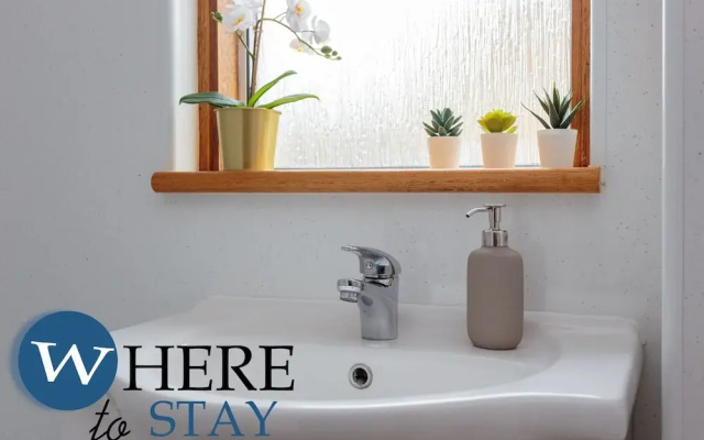 Lovely Apartment by the Hillwood Park-free Parking