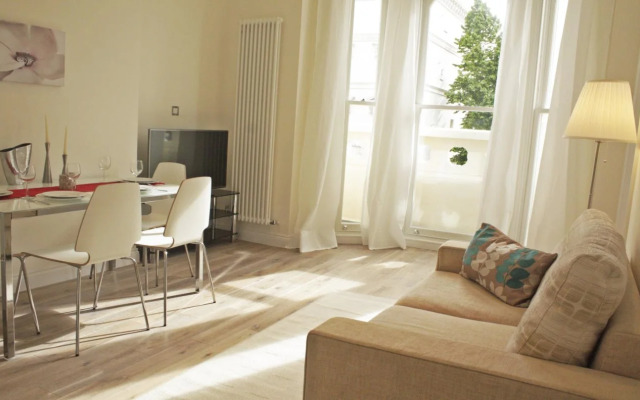 Notting Hill Apartment