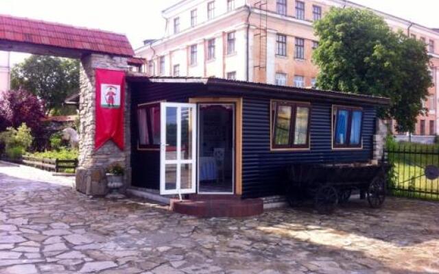 Hetman Hotel Каменец-Подольский вид на фасад