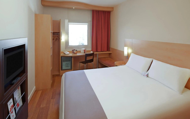 ibis Adana