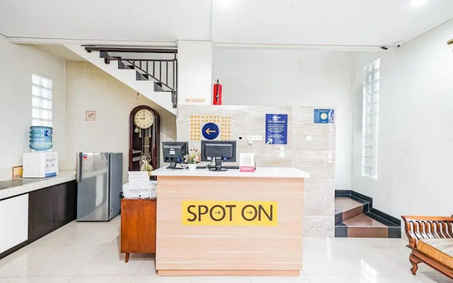 SPOT ON 2062 成双旅馆(SPOT ON 2062 Doublet Guest House)