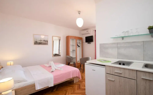 Studio Paula 2 300m From Sea