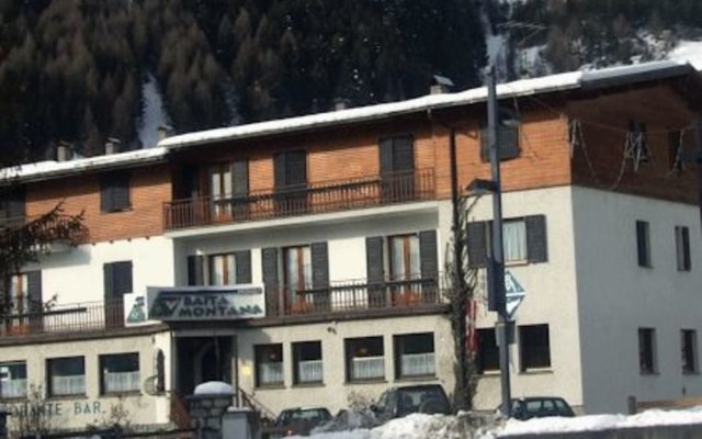 Отель Baita Fanti Ski & Bike Италия, Бормио - отзывы, цены и фото номеров - забронировать отель Baita Fanti Ski & Bike онлайн вид на фасад