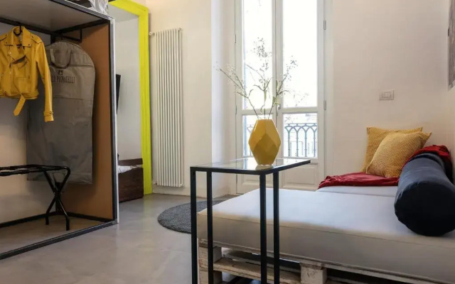 Studio04! - Long Term And Business Studio (Adults Only)