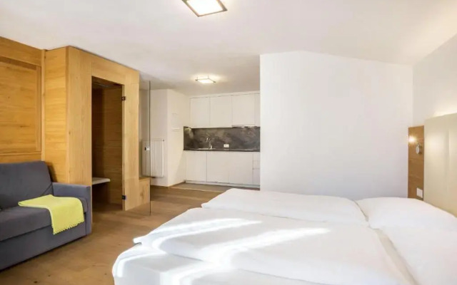 Rosalpina Apt 1