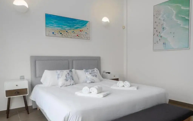 2301 - Luxury villa with private pool