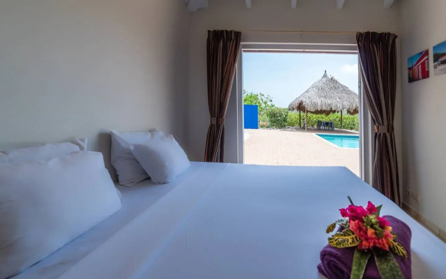 ? Peaceful Garden Villa?  -  Private Pool