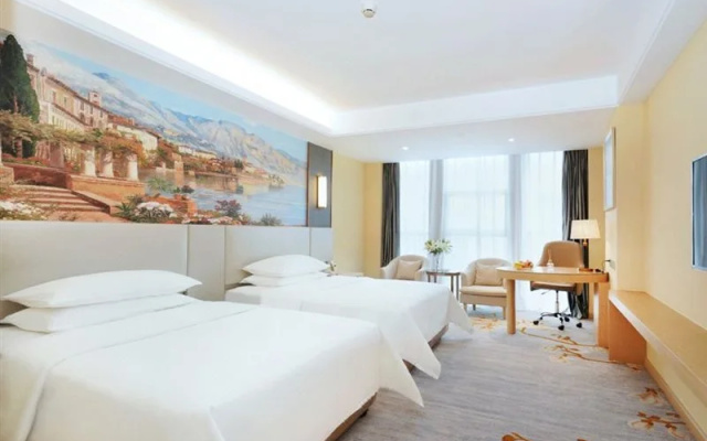 Vienna International Hotel (Hangzhou Boao Center Subway Station)