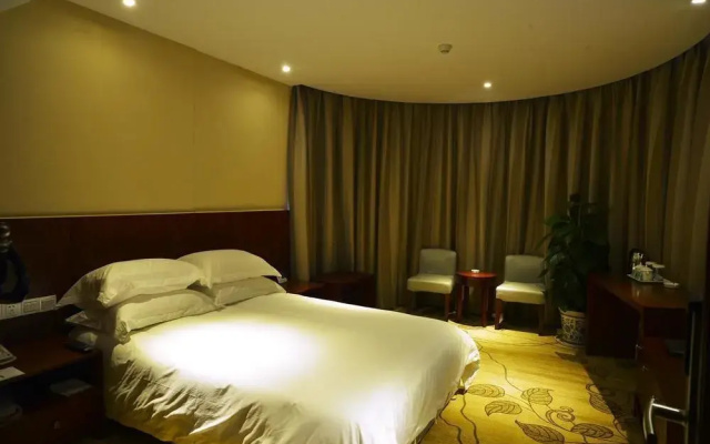 Lijiang Hotel