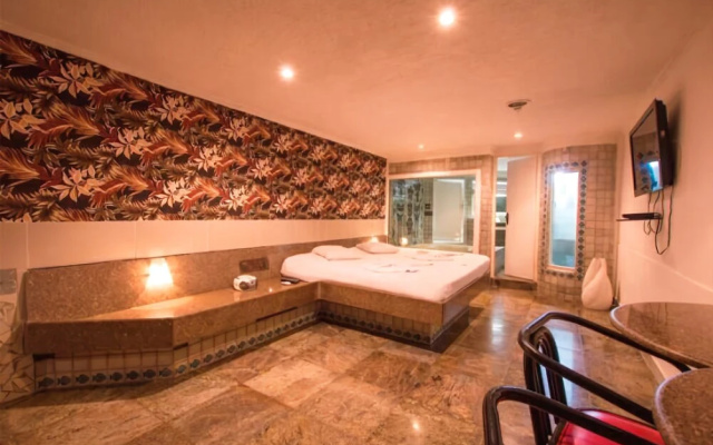 Motel Devaneios (Только для взрослых)