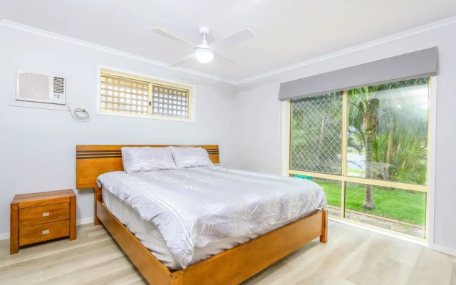 Headland Beach House