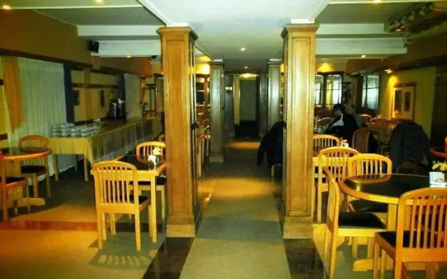 Hotel Imperio
