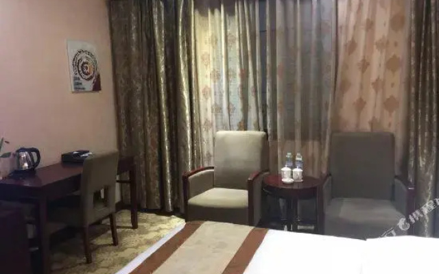 Yuanhe Holiday Hotel
