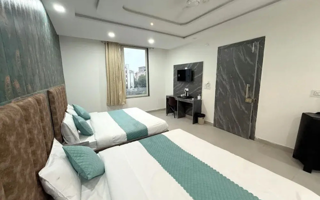The Grand Luxury Stay Hotel