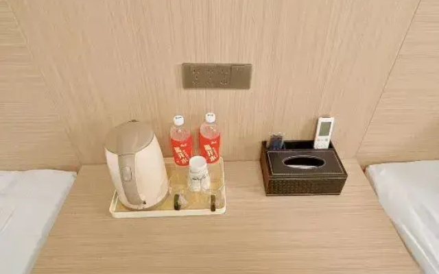 Kaifeng Chushe Elegant Homestay