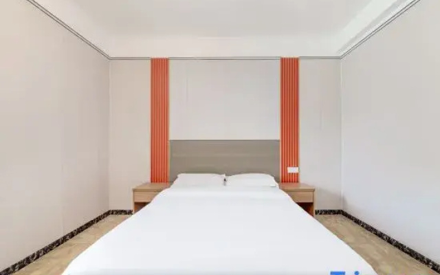 Minghuang Business Hotel