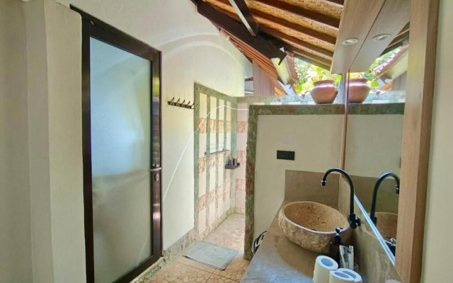 Solaluna Beach Homestay