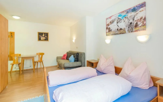 Apartment in Huben Near Ski Slopes
