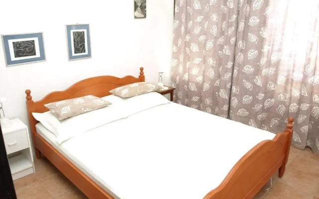 Apartment Željka-25m from beach