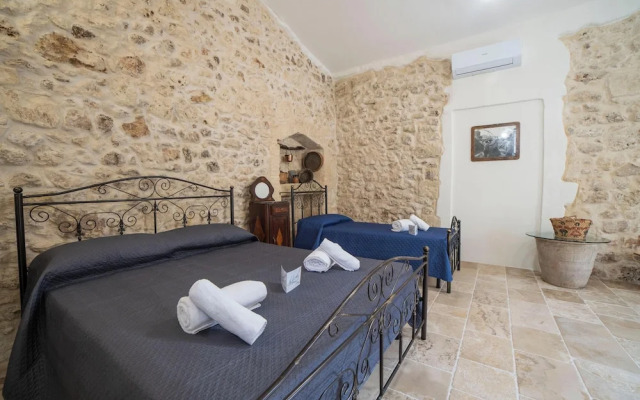 Corte San Giorgio Boutique apt With Airco