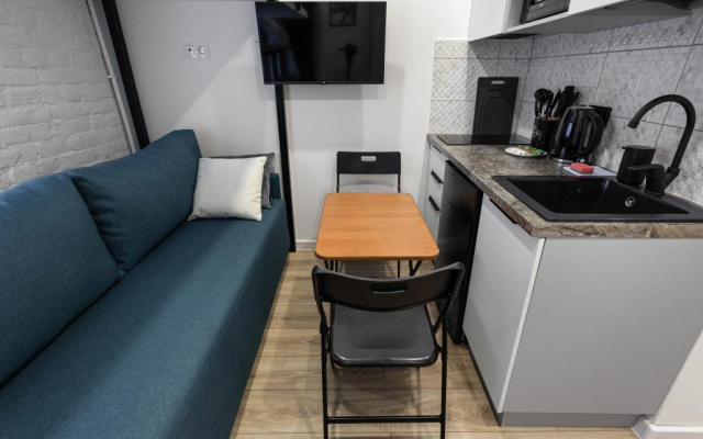 Mini Hotel on Marata