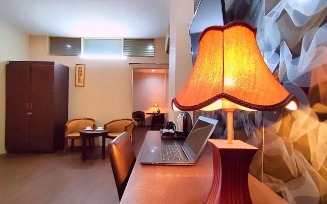 Park Square by ShriGo Hotels