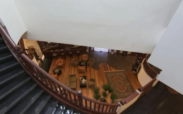 Shah's Village Hotel