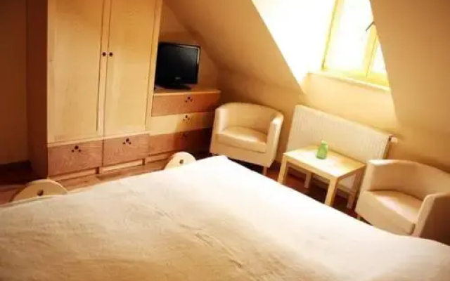 Podpecan Farm Rooms