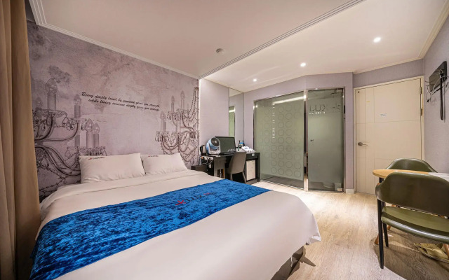 Jeju Lux Hotel