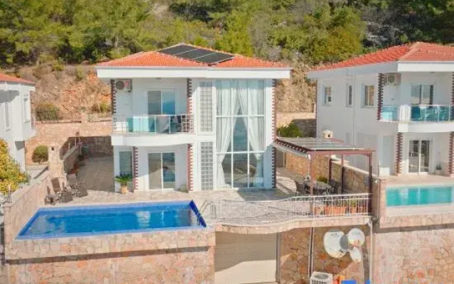 Qoople Villa Tepe with infinity pool and panoramic views