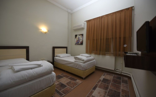 Zeybek Hotel