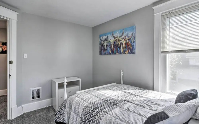 Dog-friendly Home ~ 14 Mi to Highmark Stadium