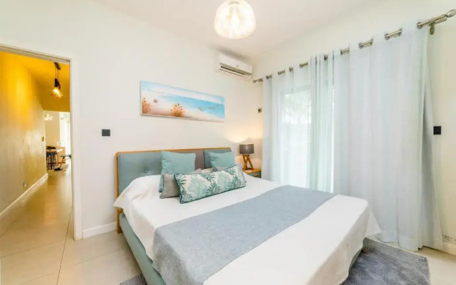 Beachcove Apt No 10