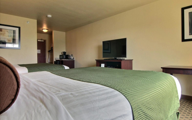 Cobblestone Inn & Suites - Harvey