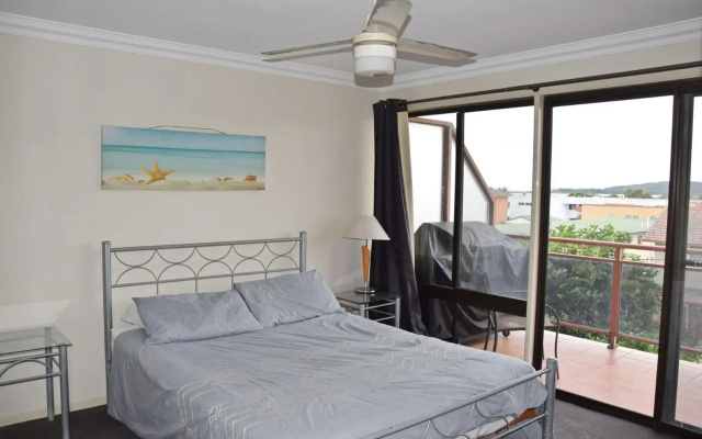 Paragon Apartment 8