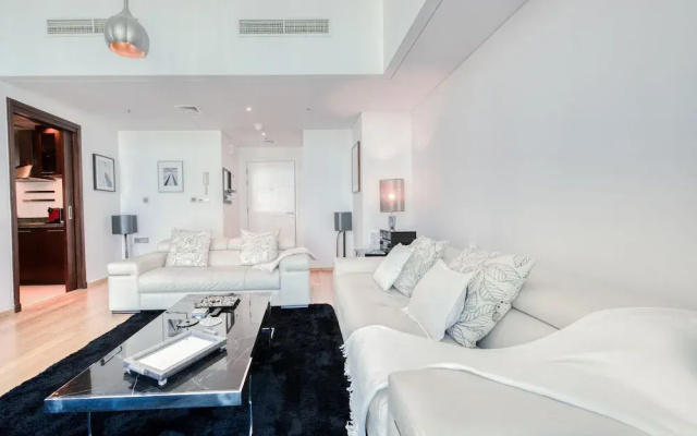 Paloma Tower 3705