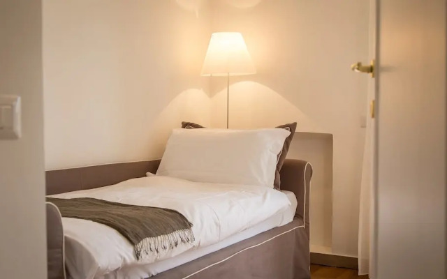 Rental In Rome Colosseum View Luxury Apartment