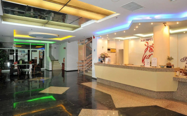 Tylissos Beach Hotel - Adults Only