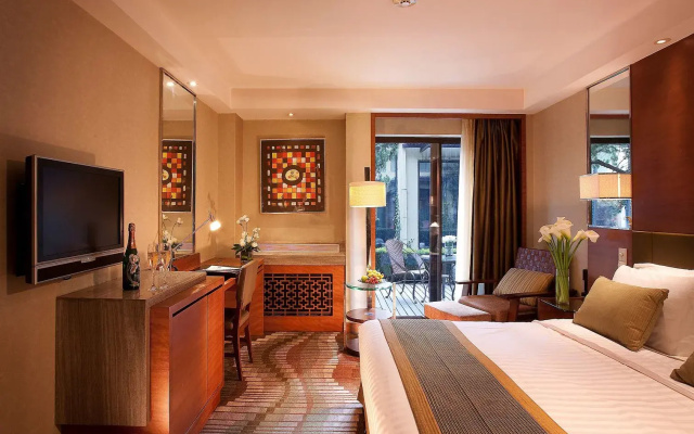 Jianguo Hotel