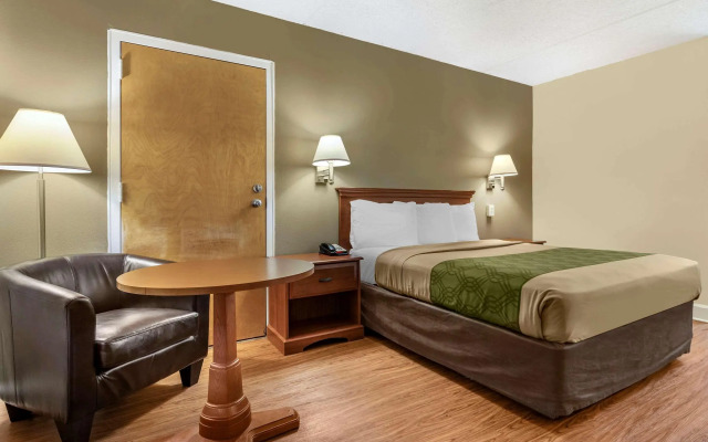 Econo Lodge Inn & Suites Lugoff