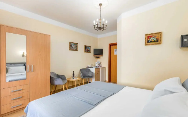 Double Room in Fazana - Near the Beach