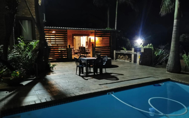 Cycadales Villa