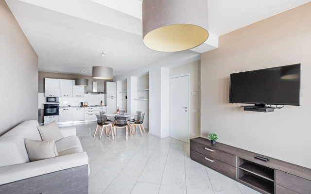Residenza Miralago With Pool - Two-bedroom With Terrace