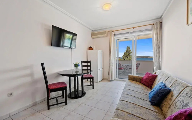 Awesome Apartment in Sibenik With Wifi and 1 Bedrooms