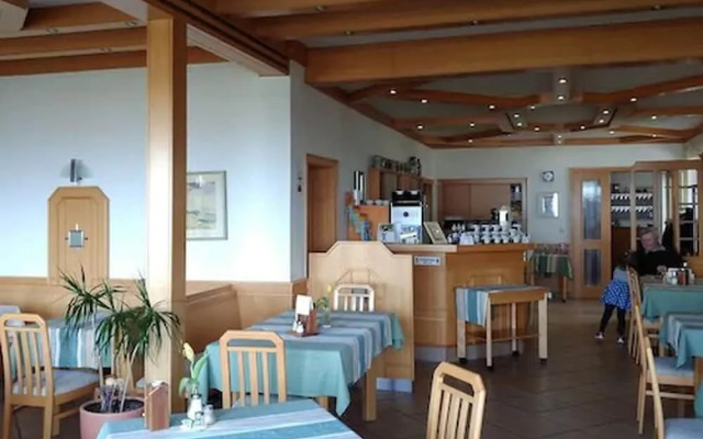 ZUR Schonen Schnitterin Gasthof